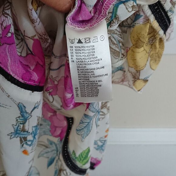 H&M MULTI FLORAL PONCHO RUFFLED TOP - Picture 2 of 8